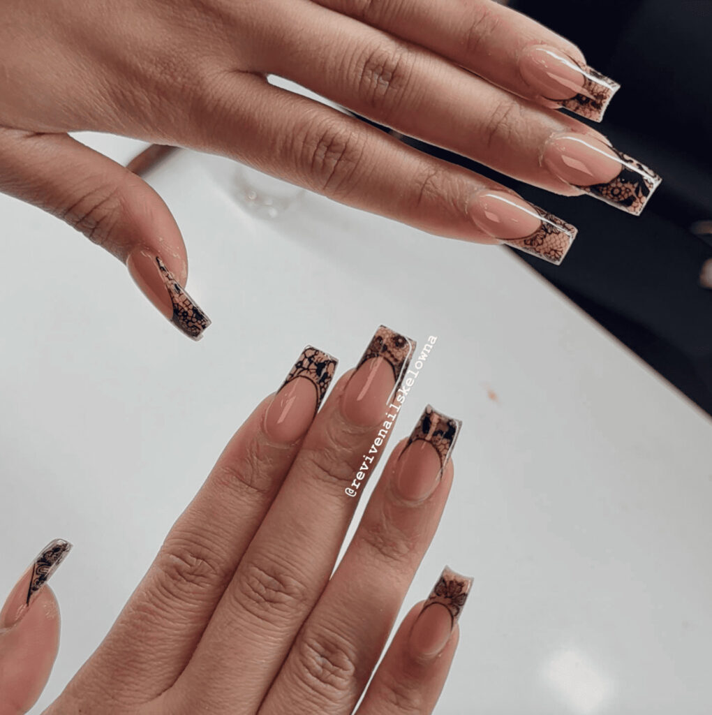 Revive Nails Bar — salon interior & atmosphere, Kelowna & West Kelowna (11)